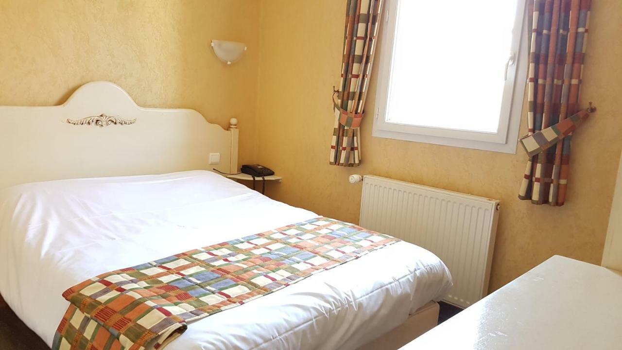 Hotel Au Lion D'Or Nogent-le-Rotrou Luaran gambar