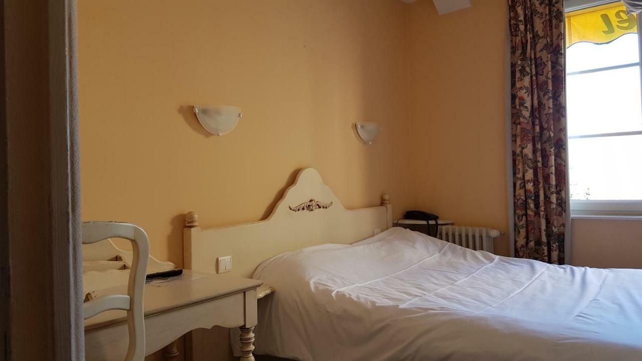 Hotel Au Lion D'Or Nogent-le-Rotrou Luaran gambar